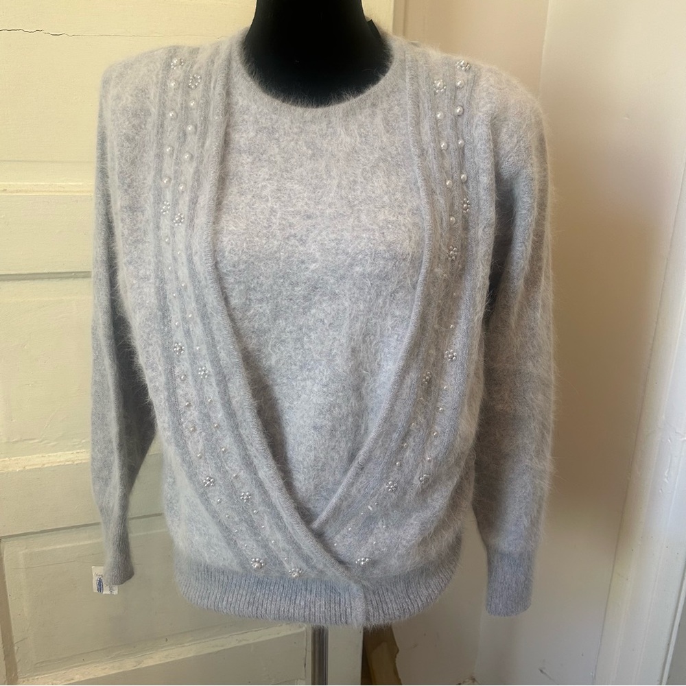 VTG Angora Gray 80s Sweater with Accents Korea Romantic Date Night Cozy Fall